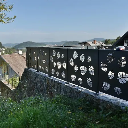 Apartmaji Lejardin Skofljica Exterior photo