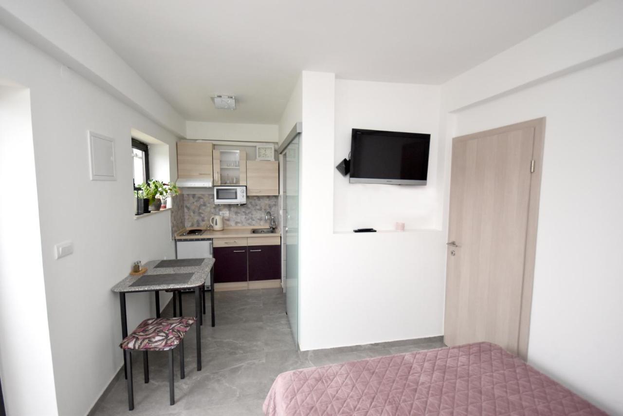 Apartmaji Lejardin * Skofljica